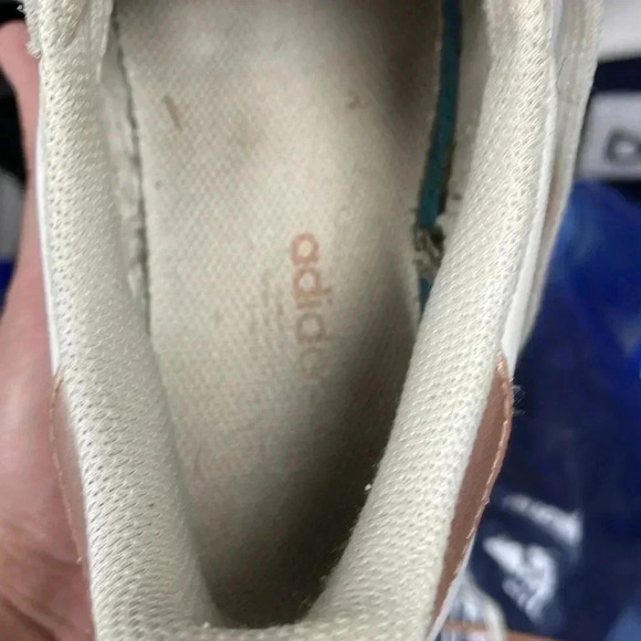 Adidas Superstar Women's Sz 6.5 - Picture 10 of 10